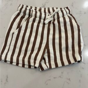 Zara size 2T Beige and White Striped shorts